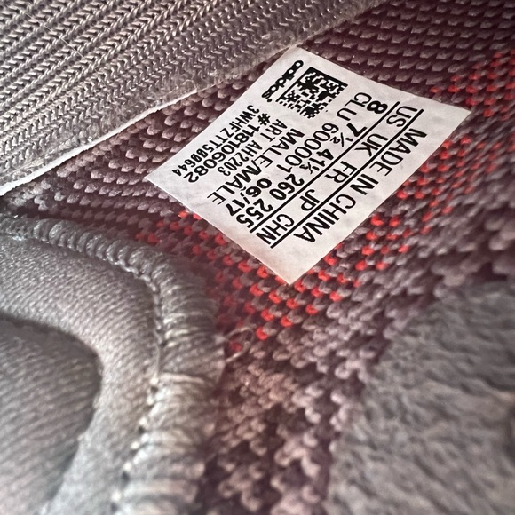 YEEZY BOOST 350 Beluga 2.0 - Picture 10 of 11